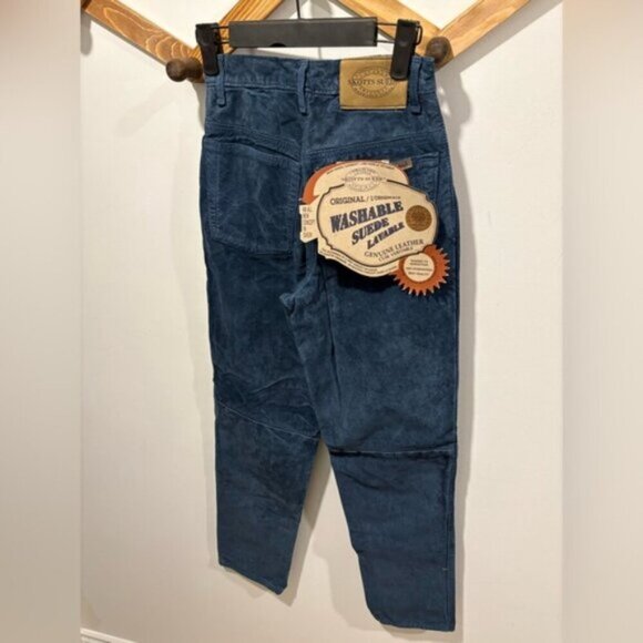 VINTAGE WOMANS SKOTTS SUEDE LEATHER PANTS - Picture 5 of 7